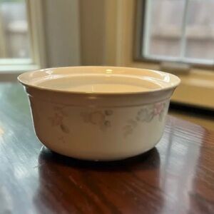 Pfaltzgraff Cream Floral Bowl